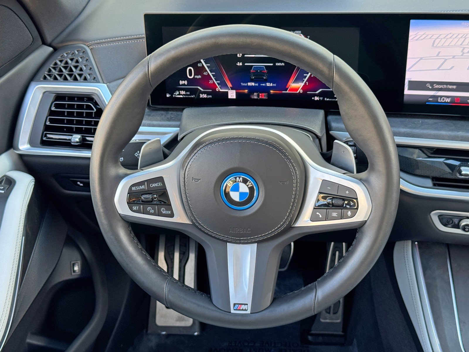 Used 2024 BMW X5 xDrive50e w/ M Sport Package AWD/4WD image 22