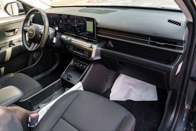 New 2025 Hyundai Kona SEL FWD image 24
