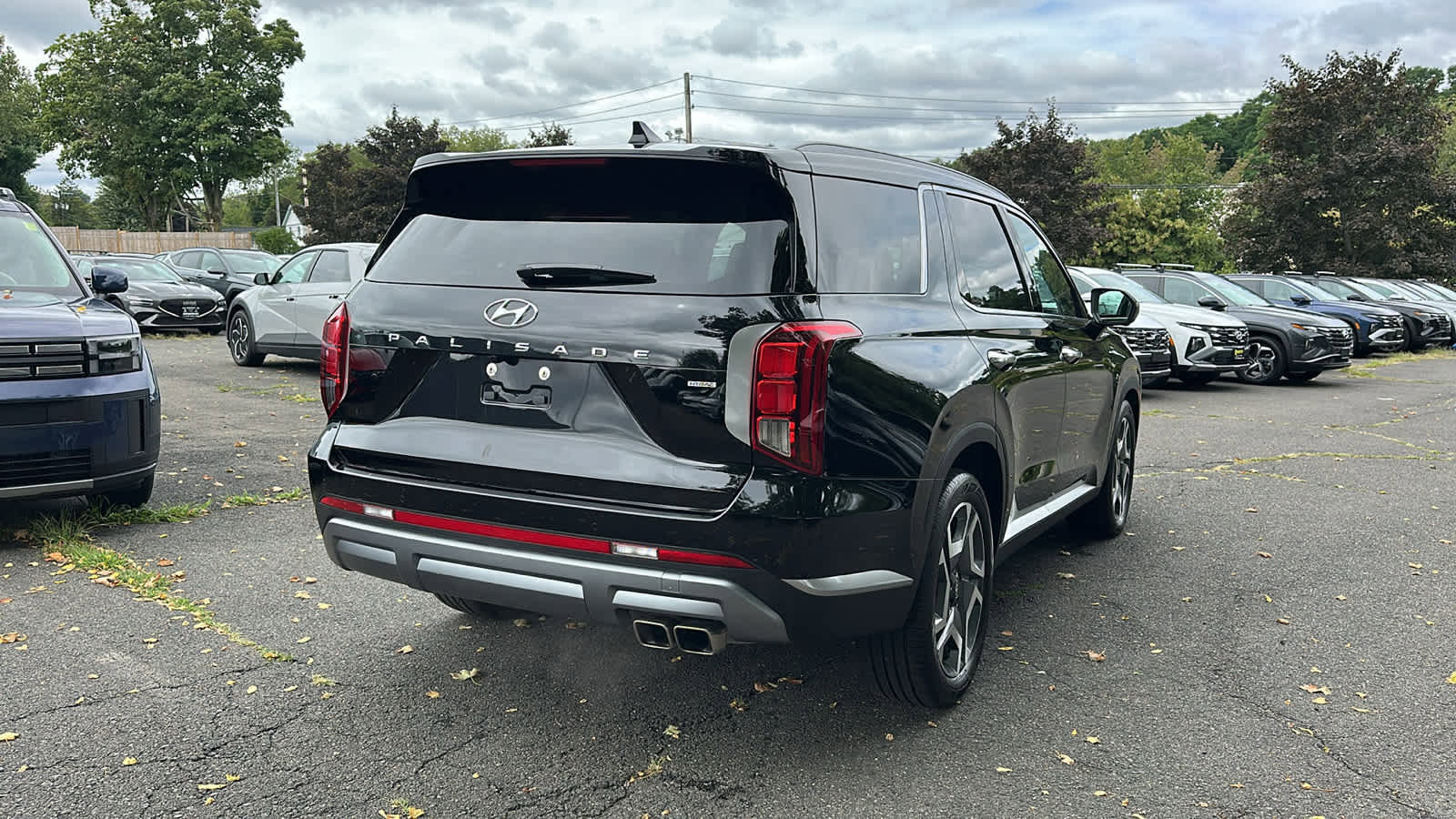 Used 2025 Hyundai Palisade SEL image 3