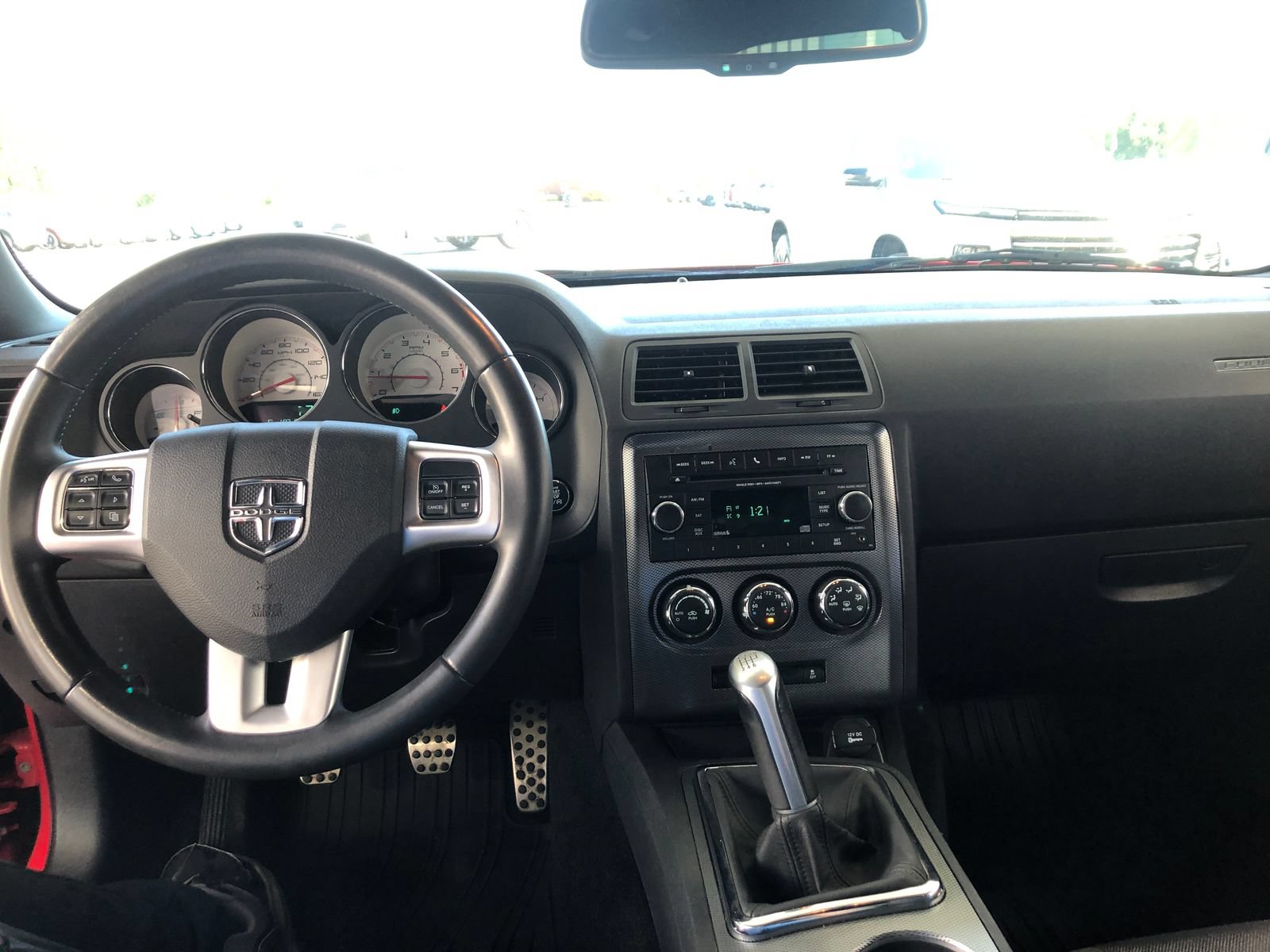Used 2013 Dodge Challenger R/T RWD image 10