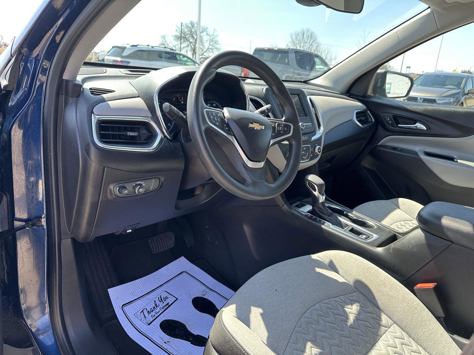 Used 2022 Chevrolet Equinox LS AWD/4WD image 20