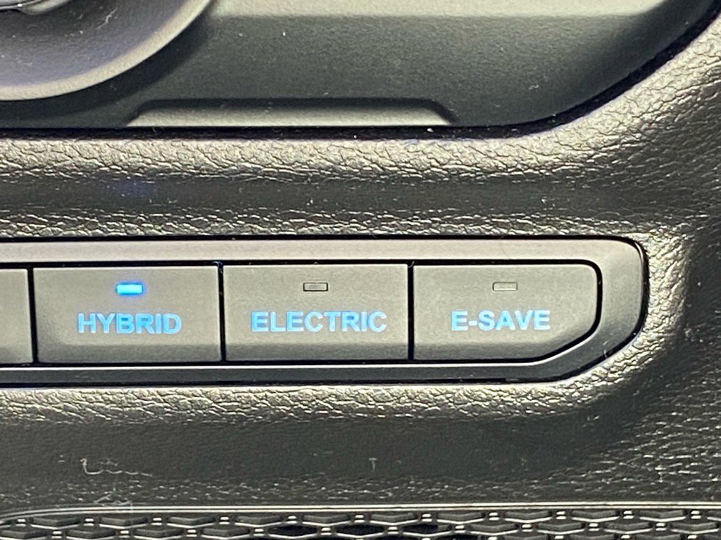 Used 2021 Jeep Wrangler Unlimited Sahara w/ Cold Weather Group image 13