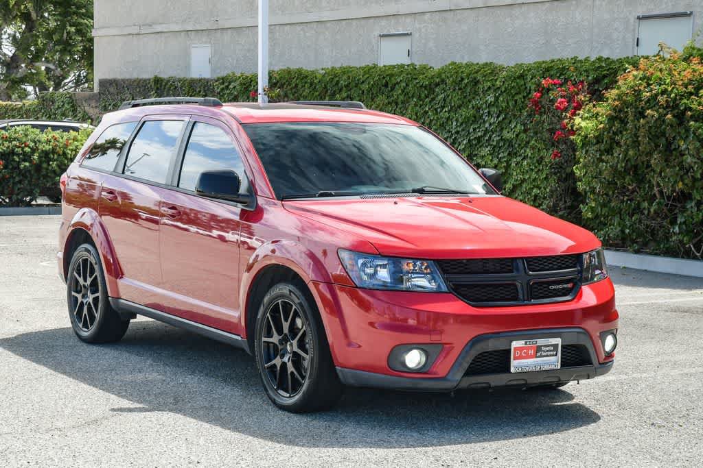 Used 2018 Dodge Journey GT w/ Nav & Sun Group FWD image 3