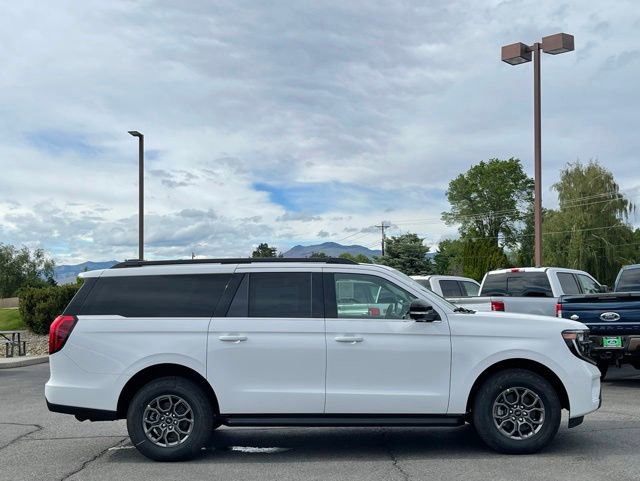 New 2026 Ford Expedition Max Active AWD/4WD image 2