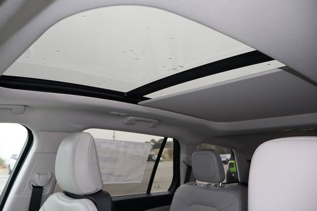 New 2025 Lincoln Aviator 2WD w/ Equipment Group 101A image 8