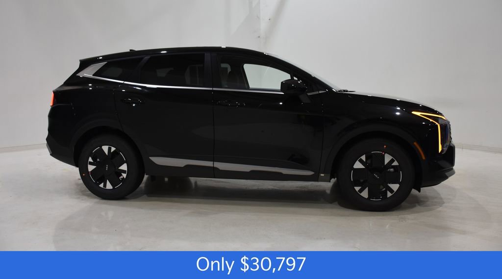 New 2026 Kia Sportage LX image 3