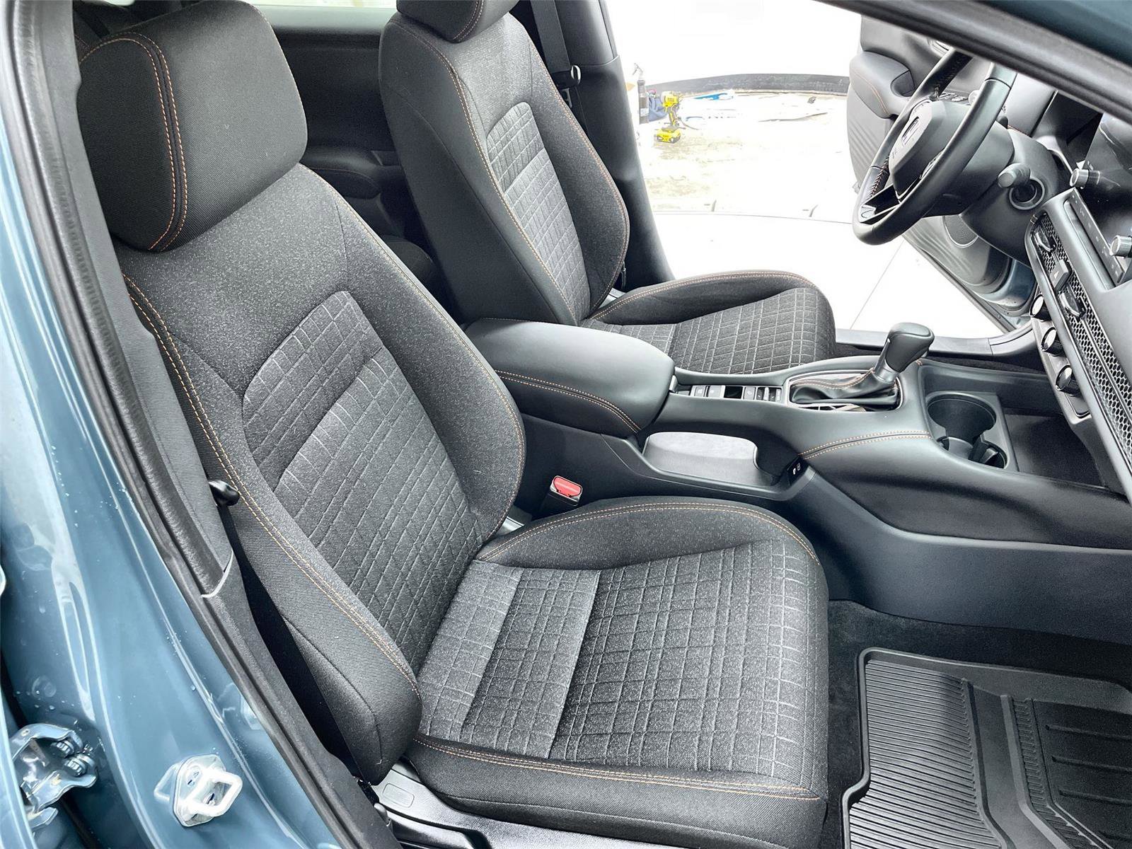 Certified 2025 Honda HR-V Sport image 29