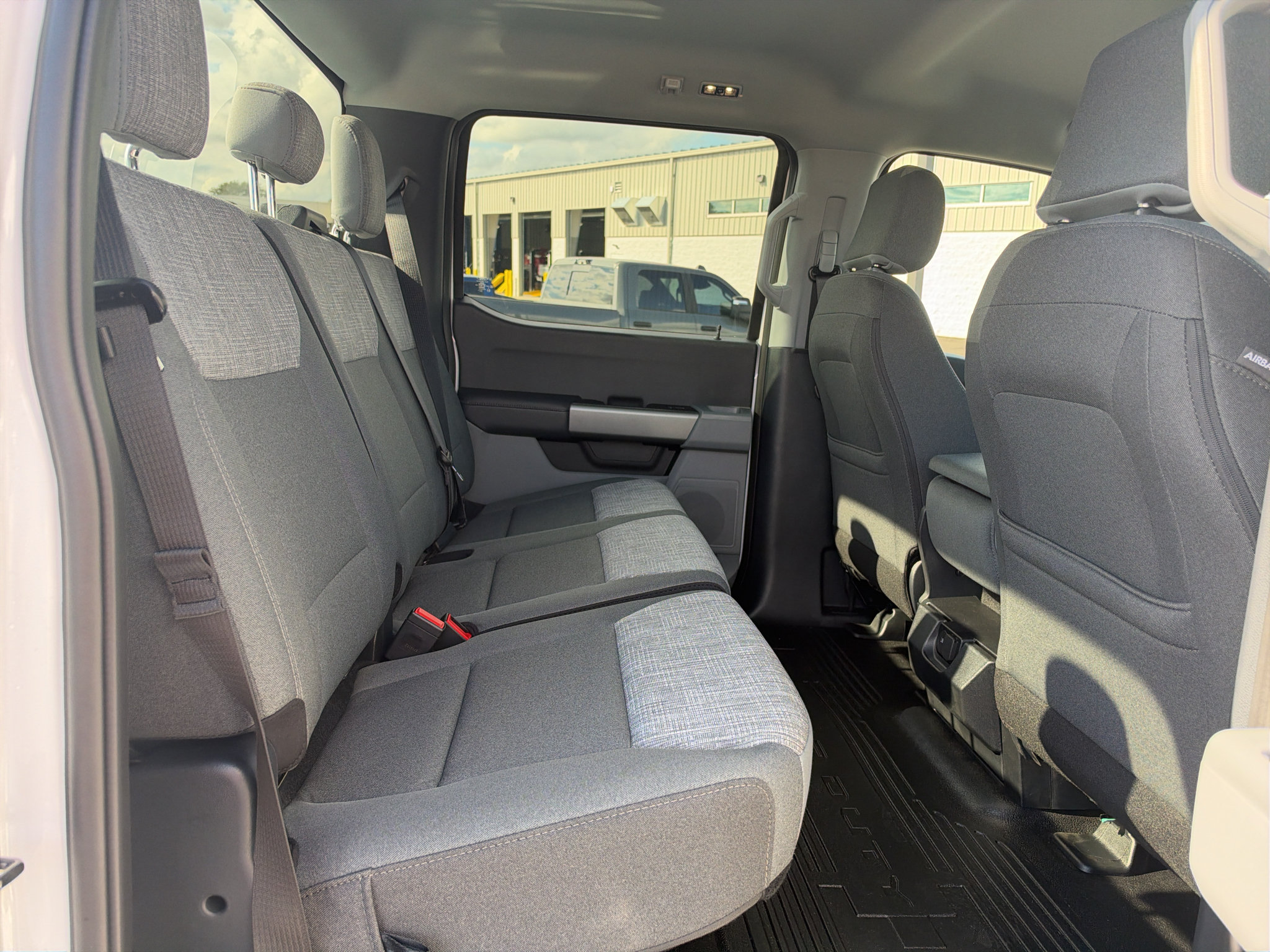 New 2027 Ford F250 XLT AWD/4WD image 23