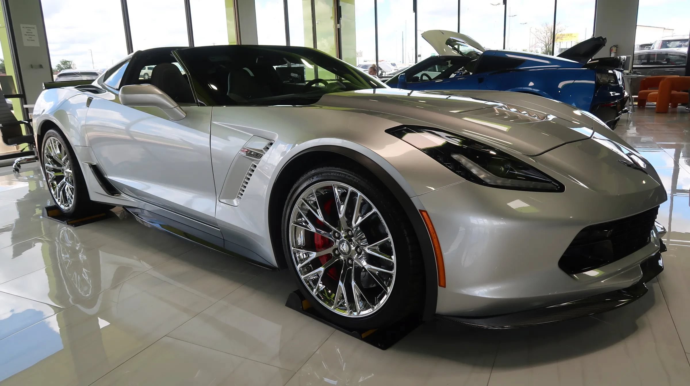 Used 2017 Chevrolet Corvette Z06 RWD image 11