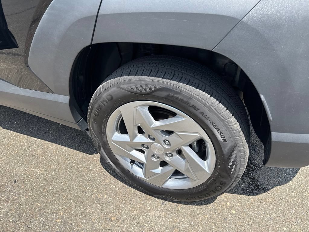 Certified 2025 Hyundai Kona SE AWD/4WD image 28
