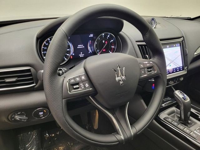 Used 2023 Maserati Levante GT image 24