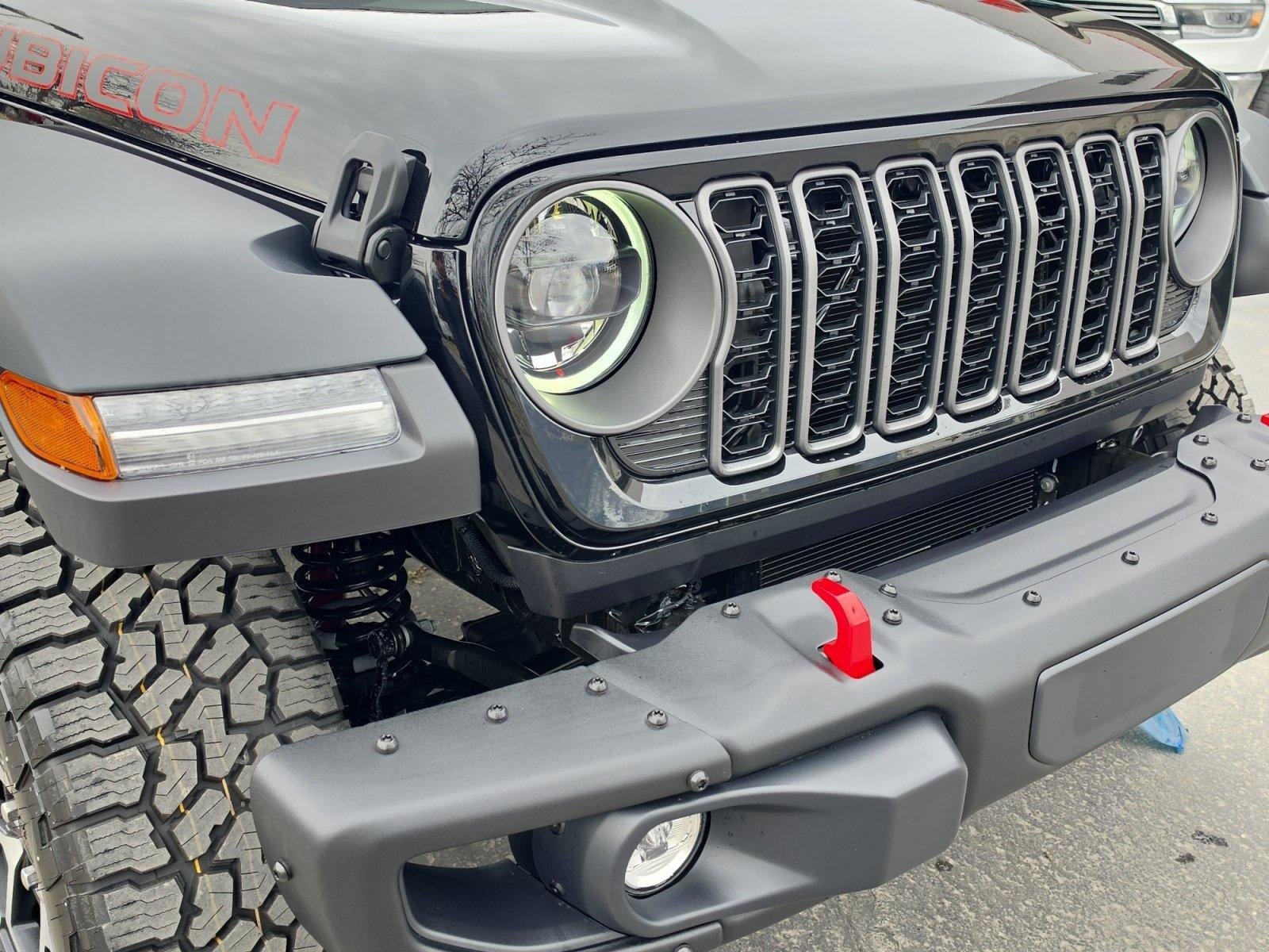 New 2026 Jeep Gladiator Rubicon w/ Steel Bumper Group AWD/4WD image 9