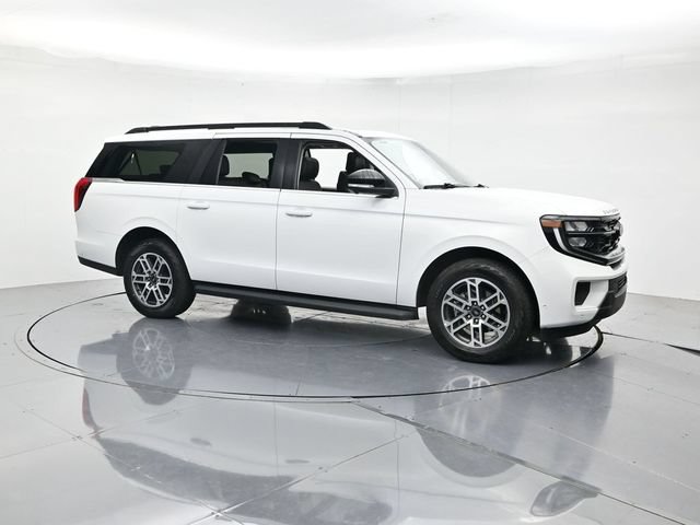 Certified 2025 Ford Expedition Max Active AWD/4WD image 3