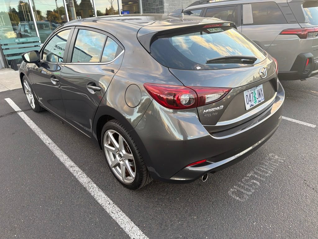 Used 2017 MAZDA MAZDA3 Grand Touring w/ Premium Equipment Package FWD image 5