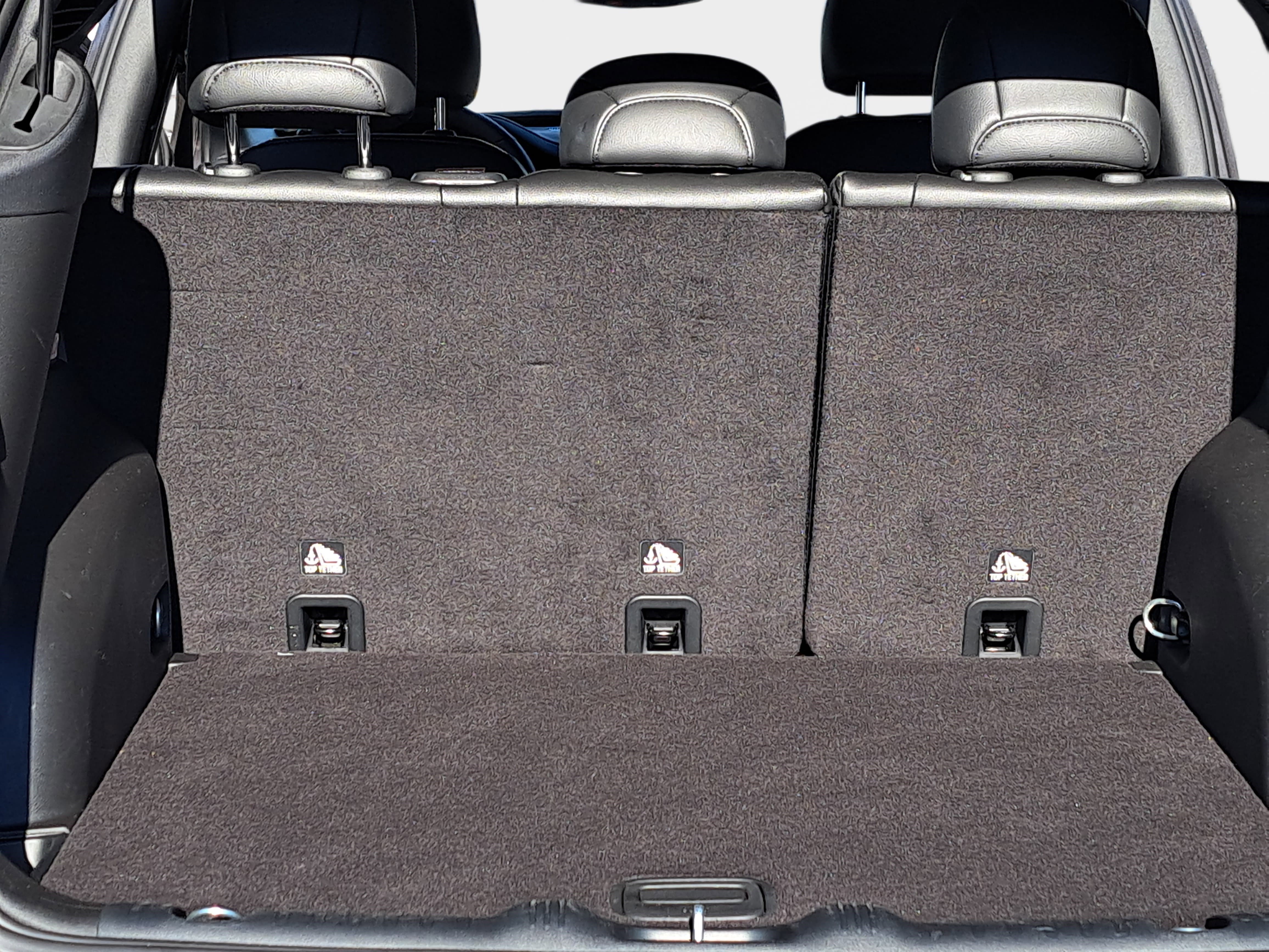 Used 2024 Jeep Compass Latitude image 13