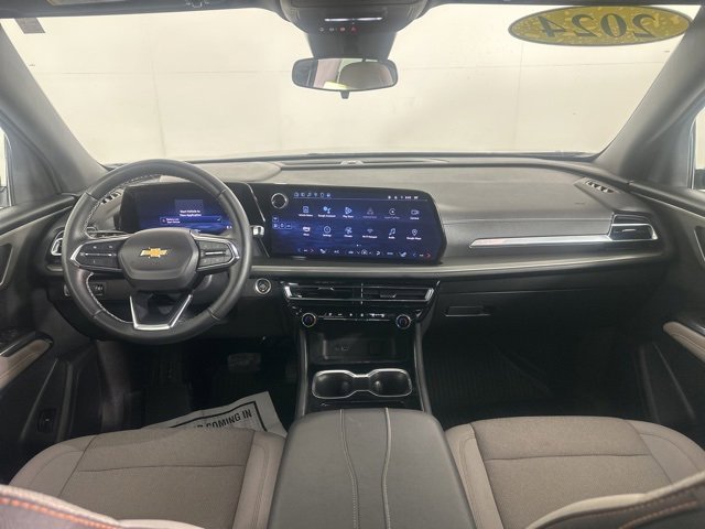 Used 2024 Chevrolet Traverse LT image 16