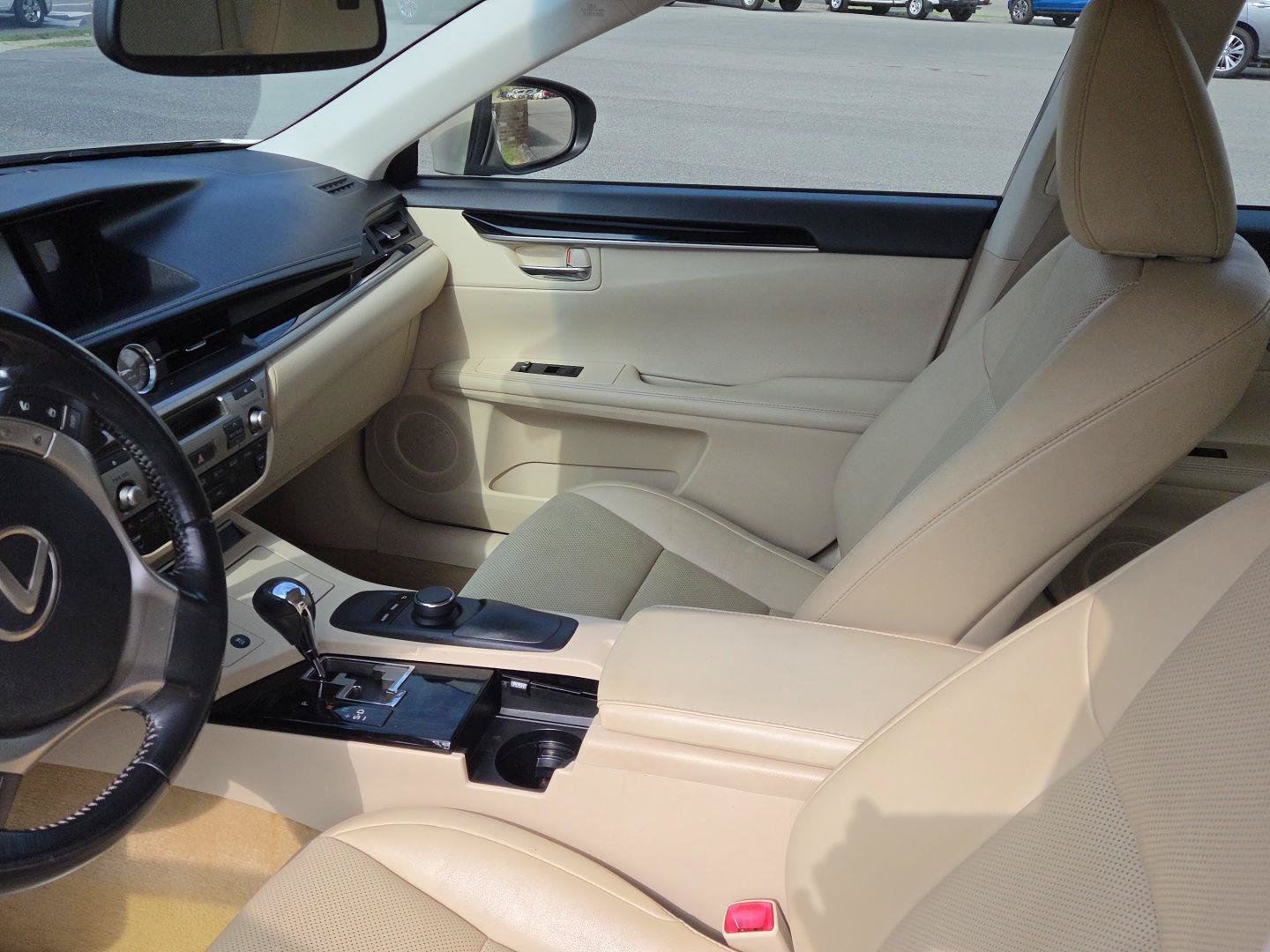 Used 2015 Lexus ES 350 FWD image 12