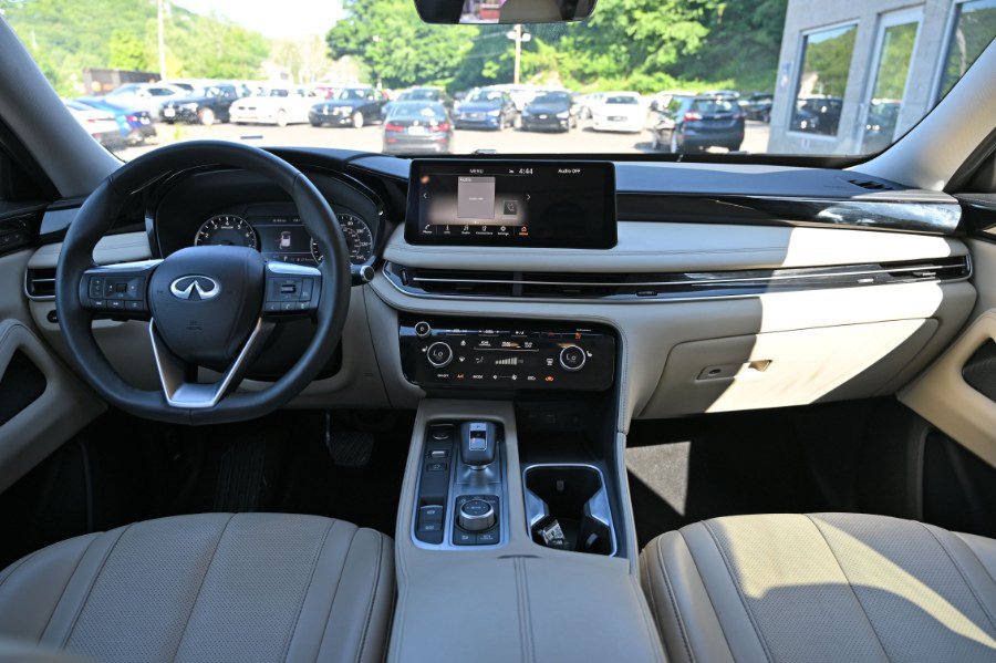 Used 2023 INFINITI QX60 Pure AWD/4WD image 12
