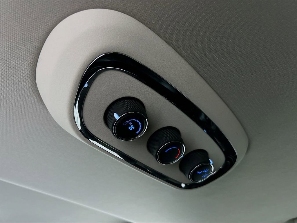 Used 2018 Dodge Durango GT w/ Premium Group image 27