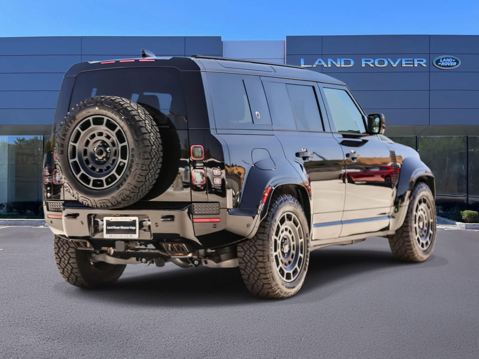 New 2026 Land Rover Defender 110 OCTA AWD/4WD image 4