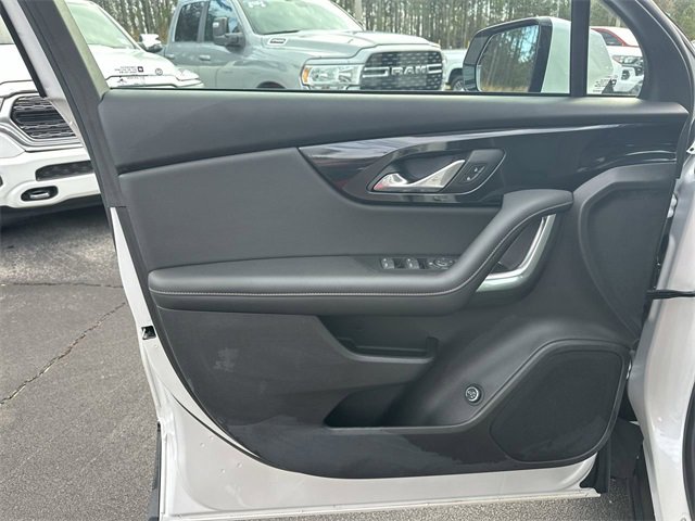 Used 2022 Chevrolet Blazer Premier w/ Driver Confidence II Package image 23