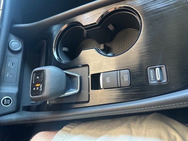 Used 2022 Nissan Rogue SL image 30