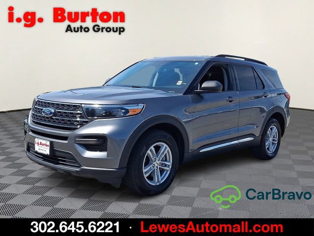 Used 2023 Ford Explorer XLT AWD/4WD image 3