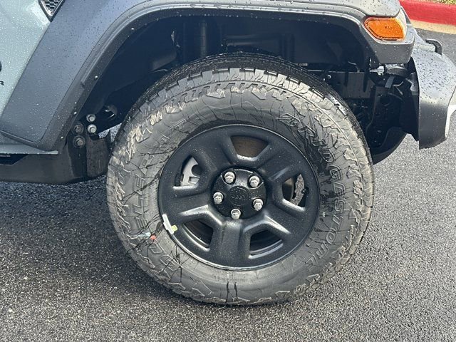 New 2026 Jeep Gladiator Sport AWD/4WD image 12