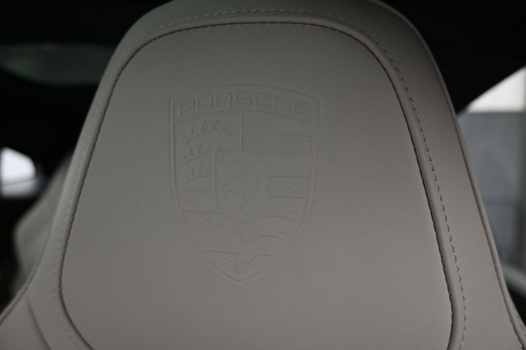 Certified 2025 Porsche Panamera 4S AWD/4WD image 10
