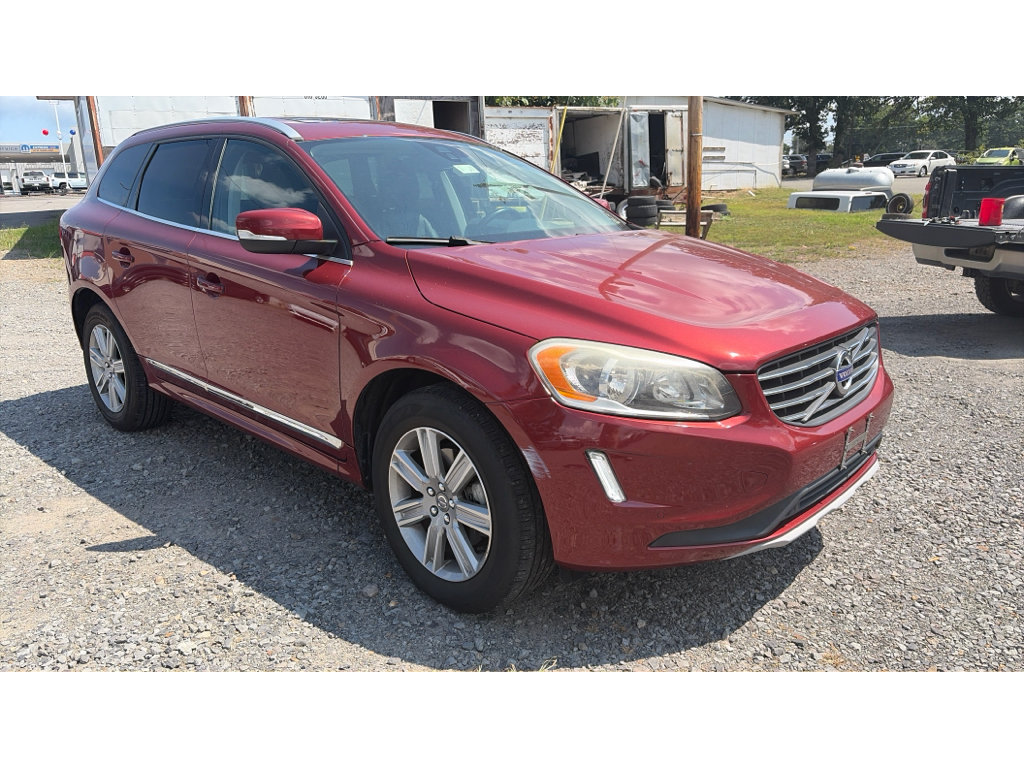 Used 2016 Volvo XC60 T6 w/ Proximity Package FWD image 2