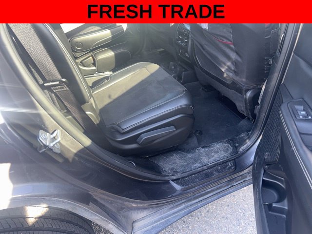 Used 2024 Jeep Grand Cherokee L Laredo AWD/4WD image 8