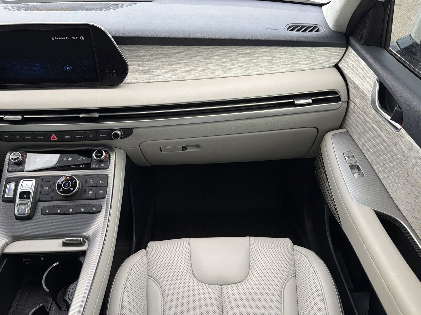 Used 2025 Hyundai Palisade Calligraphy AWD/4WD image 17