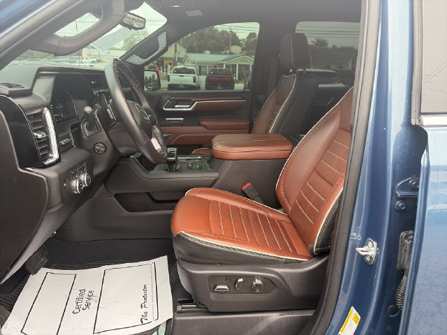 Used 2025 GMC Sierra 1500 Denali Ultimate AWD/4WD image 9