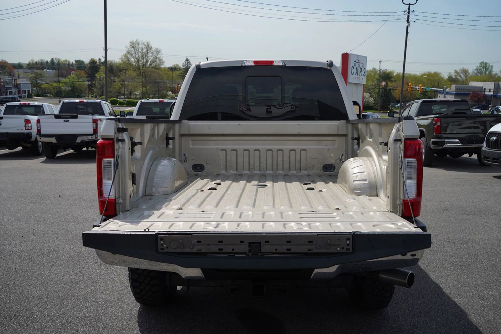 Used 2017 Ford F350 Lariat w/ Lariat Ultimate Package AWD/4WD image 7