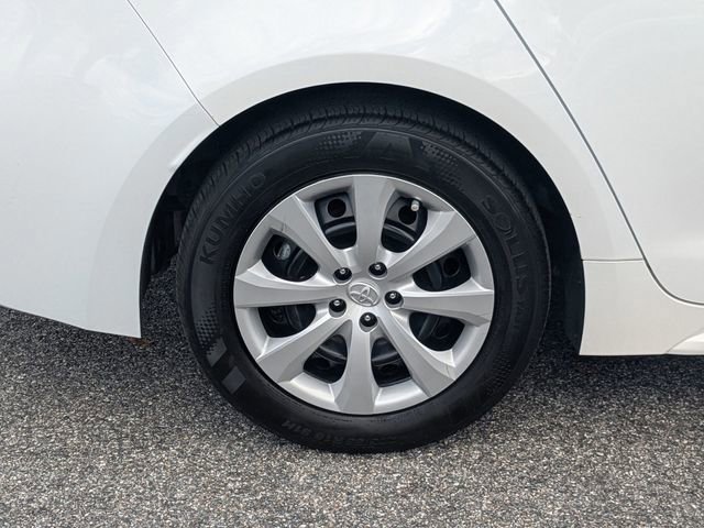 Used 2024 Toyota Corolla LE image 13