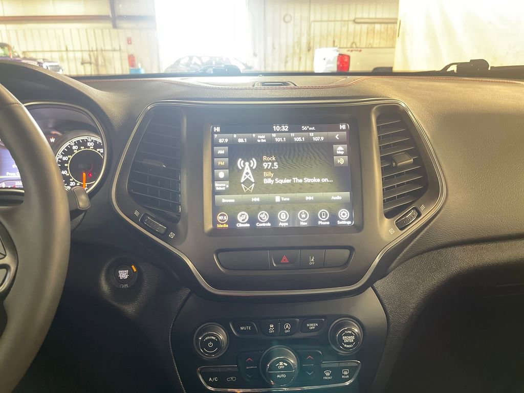 Certified 2022 Jeep Cherokee Trailhawk w/ Sun, Sound & Nav Group AWD/4WD image 19