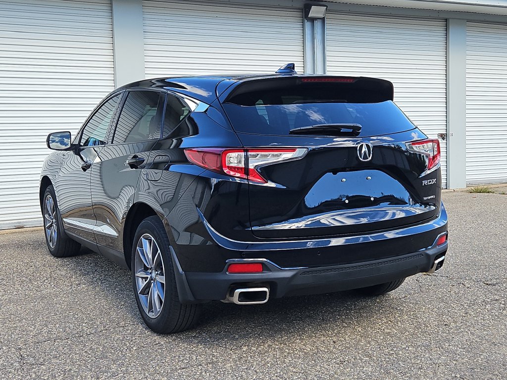 Used 2024 Acura RDX w/ Technology Package AWD/4WD image 3