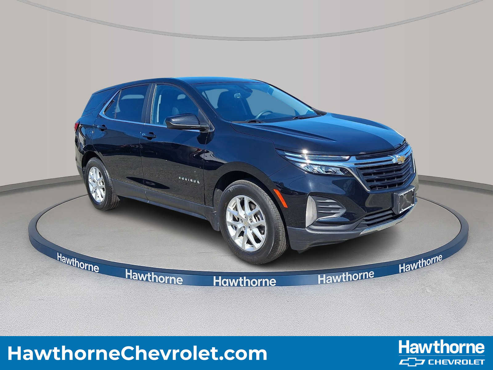 Used 2023 Chevrolet Equinox LT w/ LPO, Floor Liner Package FWD image 1