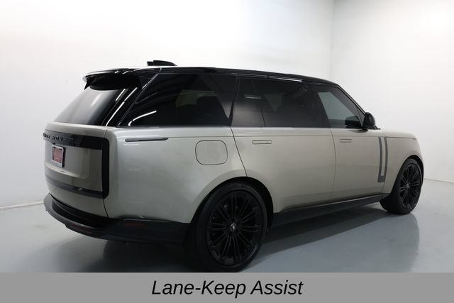Used 2025 Land Rover Range Rover Long Wheelbase SE AWD/4WD image 33