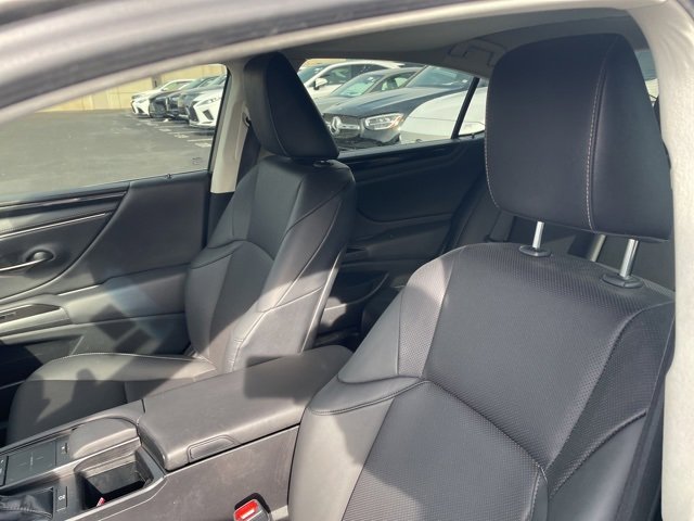 Used 2019 Lexus ES 350 image 5