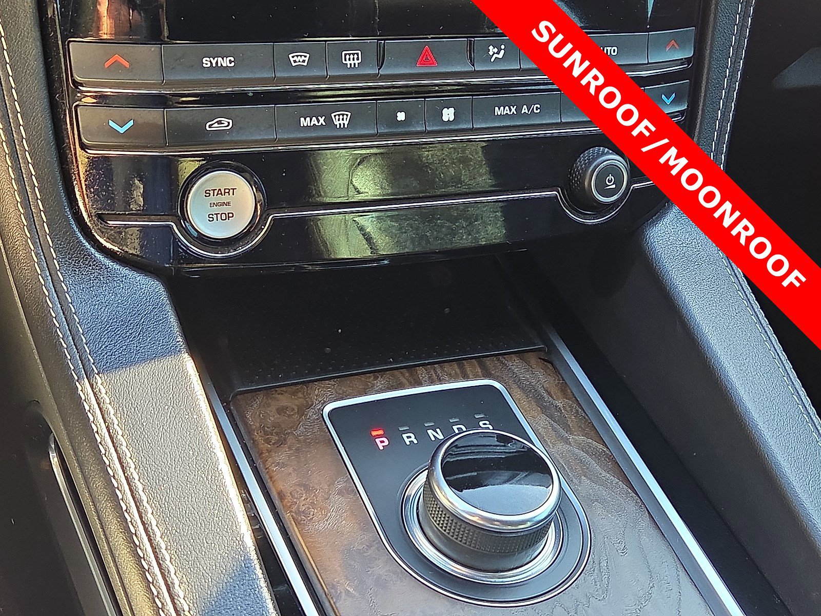 Used 2017 Jaguar F-PACE S image 20