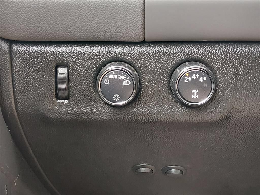Used 2019 Chevrolet Colorado W/T w/ Custom Special Edition AWD/4WD image 22
