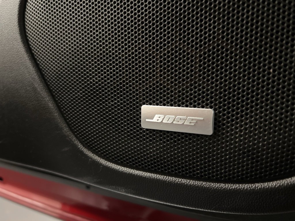 Used 2021 GMC Acadia SLT w/ Elevation Edition image 29