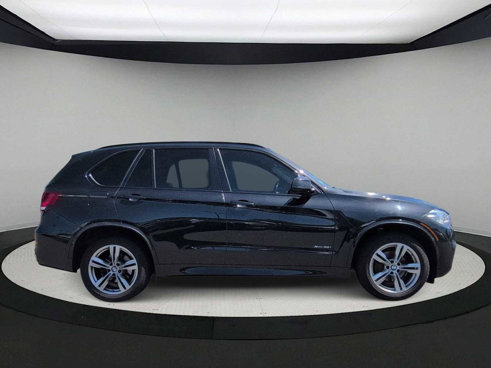 Used 2018 BMW X5 xDrive35i AWD/4WD image 9