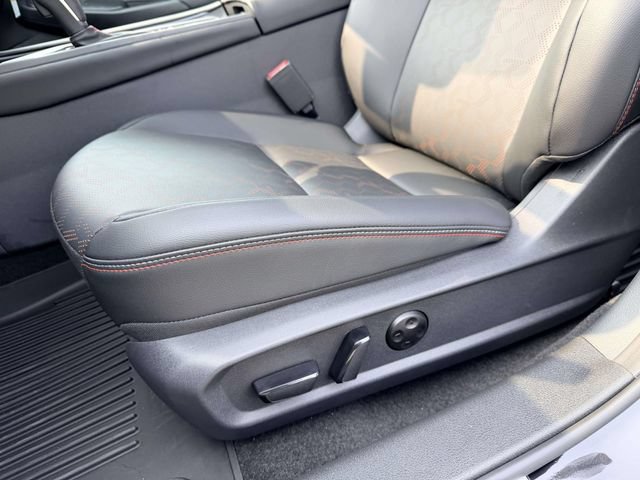 New 2026 Nissan Sentra SR w/ SR Premium Package FWD image 15