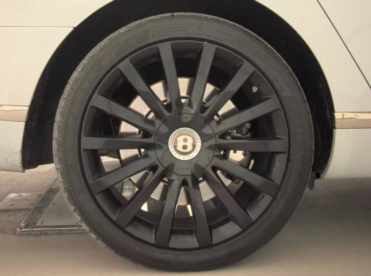 Used 2019 Bentley Mulsanne image 11