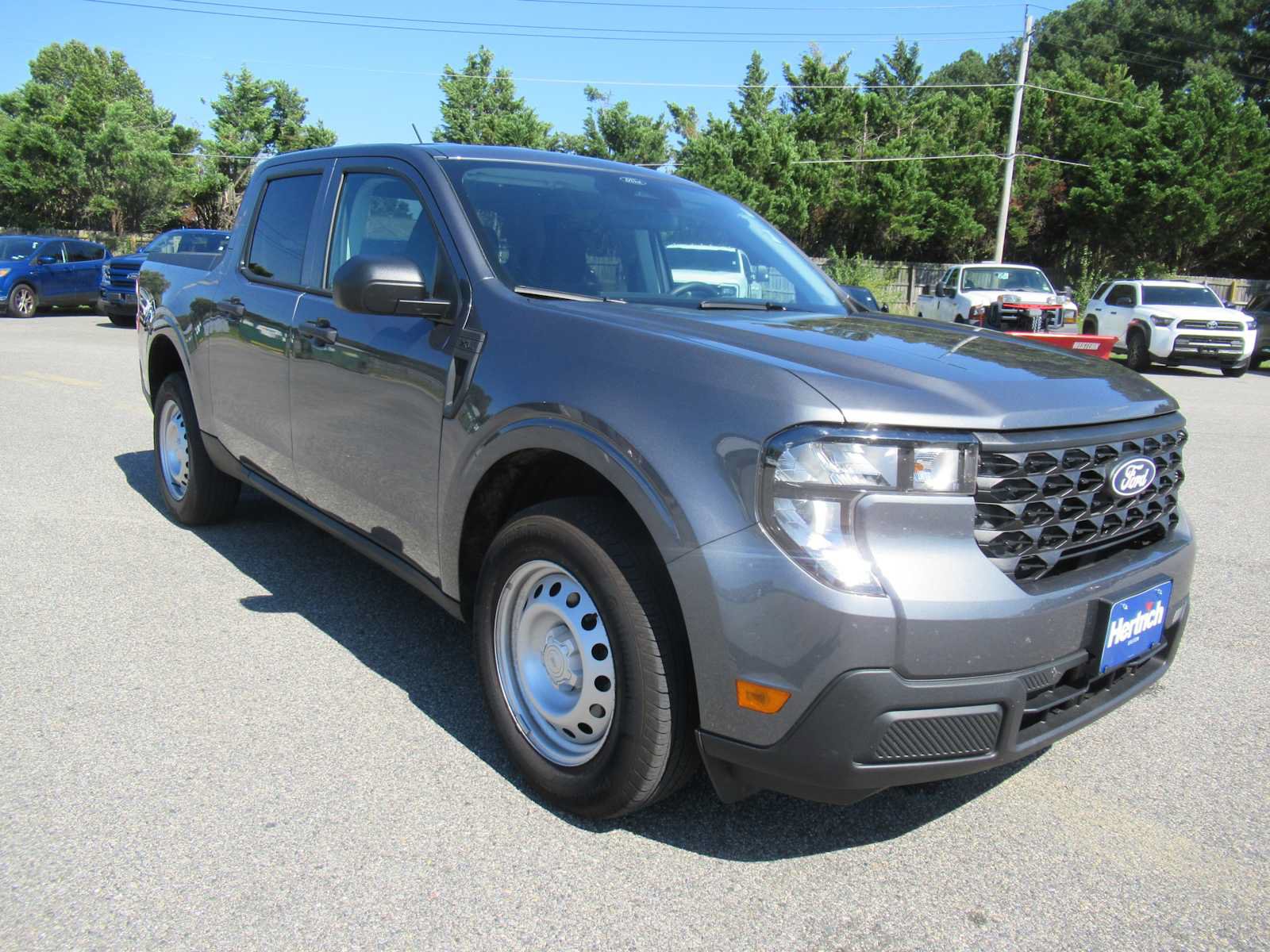 Used 2026 Ford Maverick XL FWD image 3
