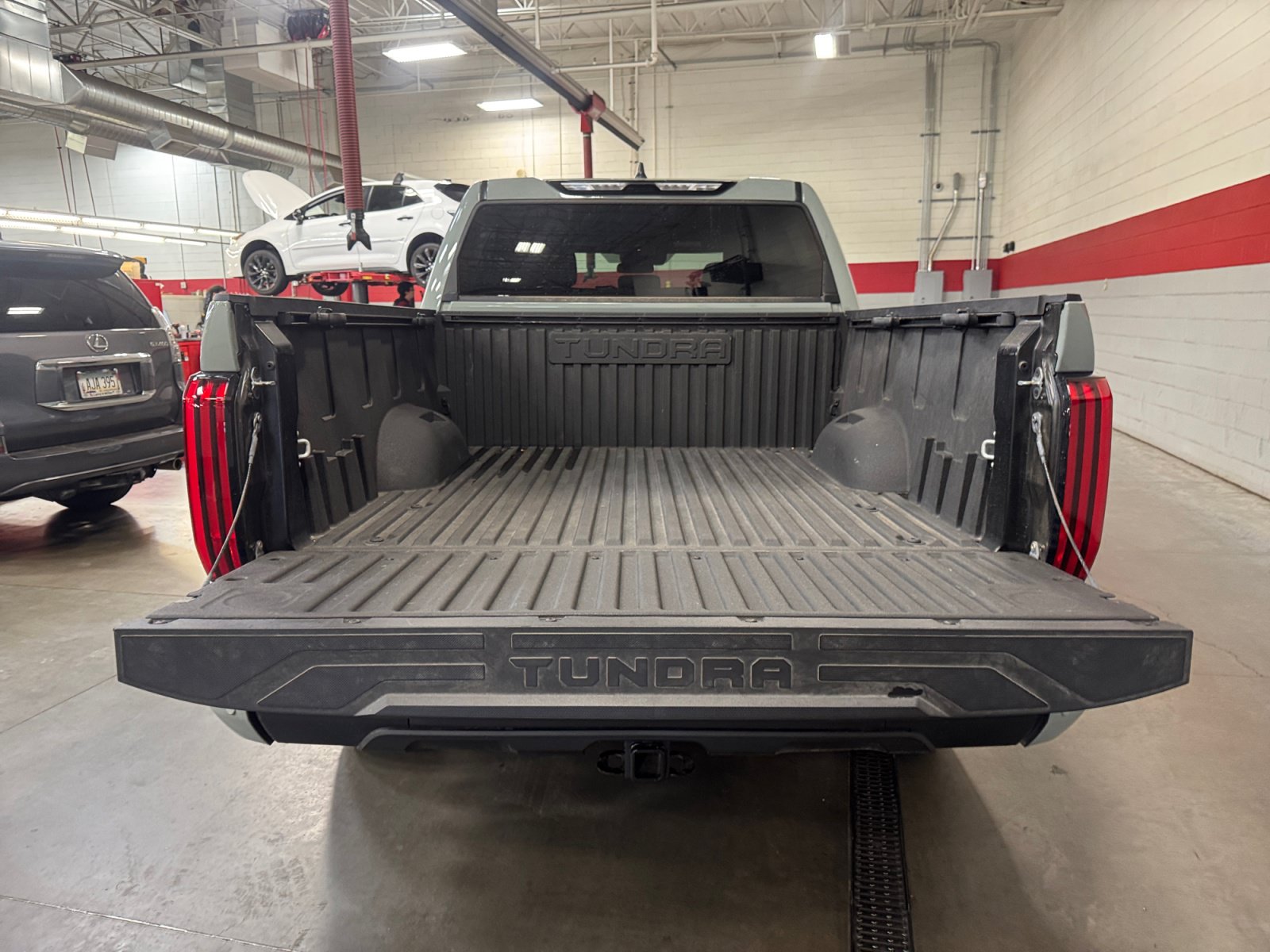 Certified 2026 Toyota Tundra SR5 w/ SR5 Convenience Package AWD/4WD image 32