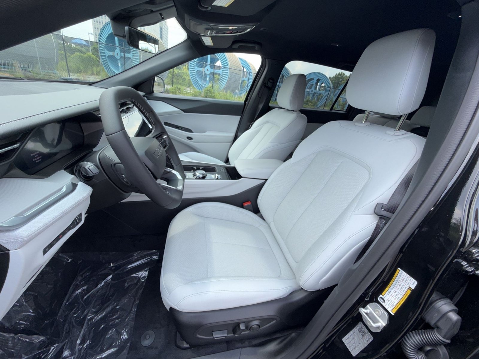New 2026 Jeep Cherokee Laredo AWD/4WD image 13
