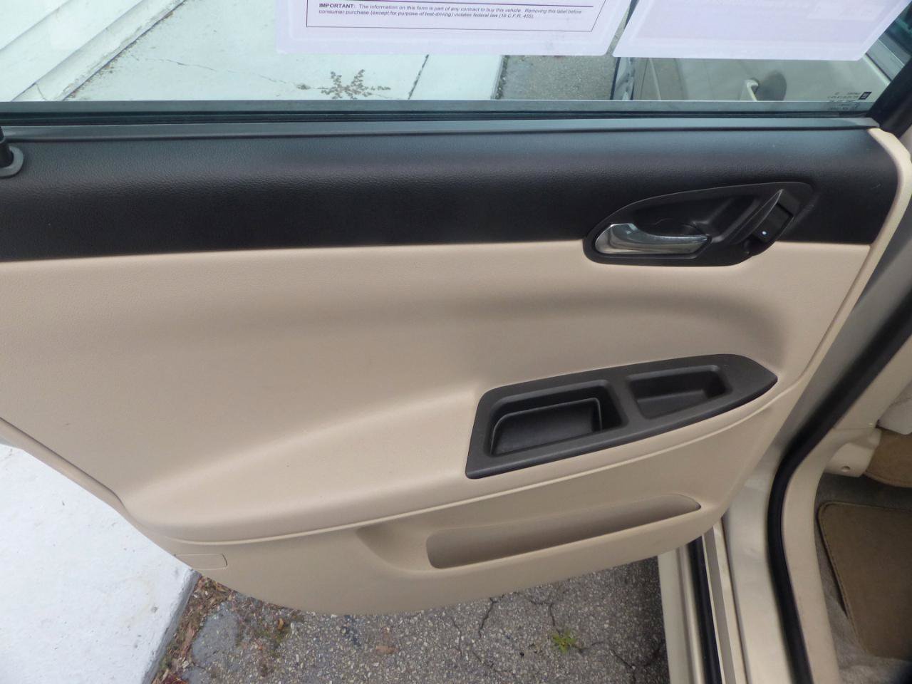 Used 2010 Chevrolet Impala LS FWD image 12